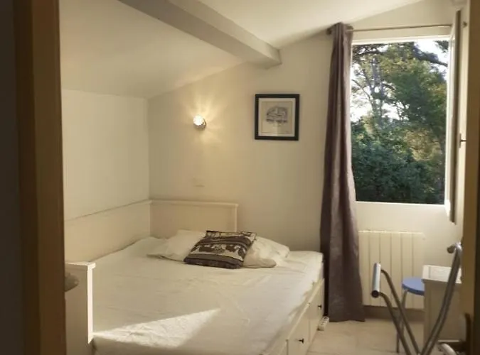 Bed & Breakfast Bois Joli Hyères