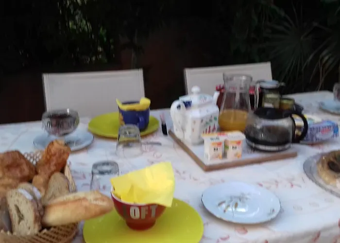 Bois Joli 4*
