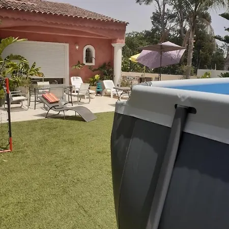فندق مبيت وإفطار Bois Joli 4*
