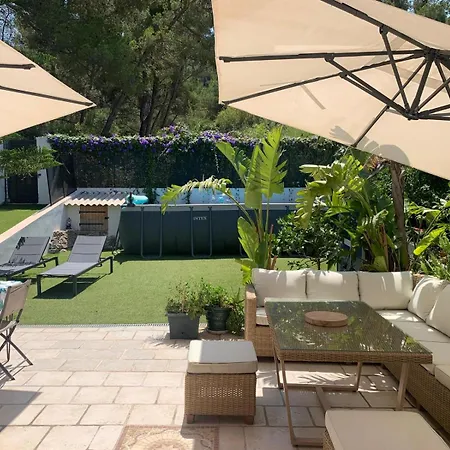 Bois Joli فندق مبيت وإفطار 4*