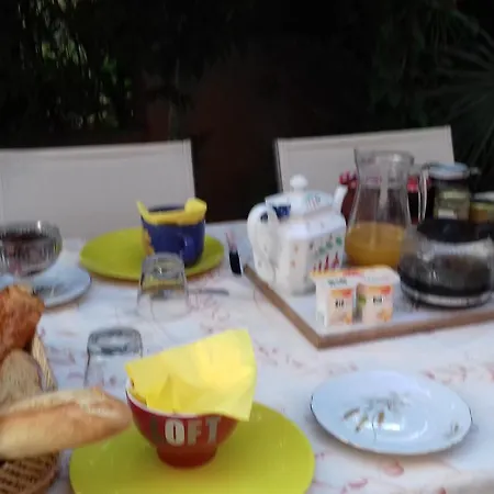 Bois Joli 4*